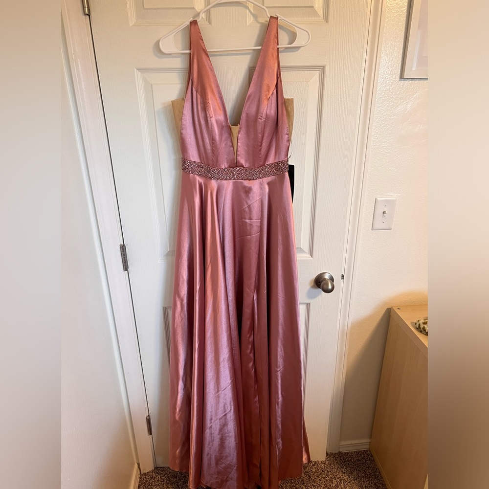 Sherri Hill Dress - rose size 8